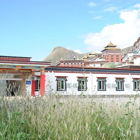 Wanrun International Resort Hotel In Tibet Xigaze Екстер'єр фото