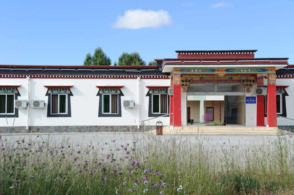 Wanrun International Resort Hotel In Tibet Xigaze Екстер'єр фото