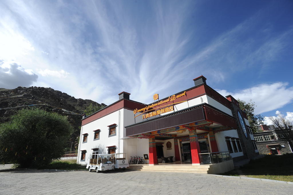 Wanrun International Resort Hotel In Tibet Xigaze Екстер'єр фото
